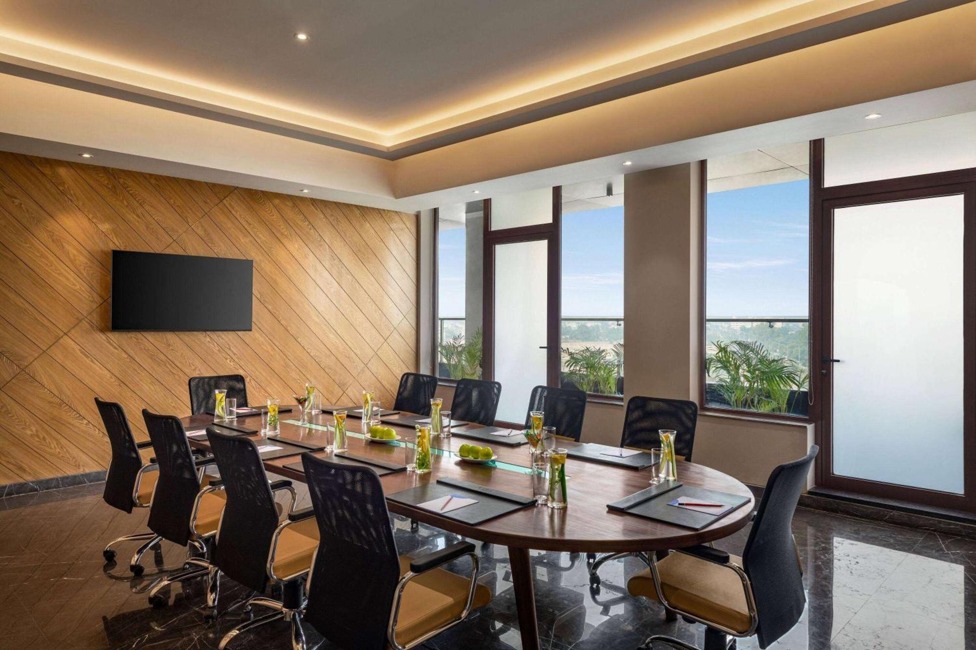 Ramada Encore By Wyndham Amritsar Airport Ngoại thất bức ảnh