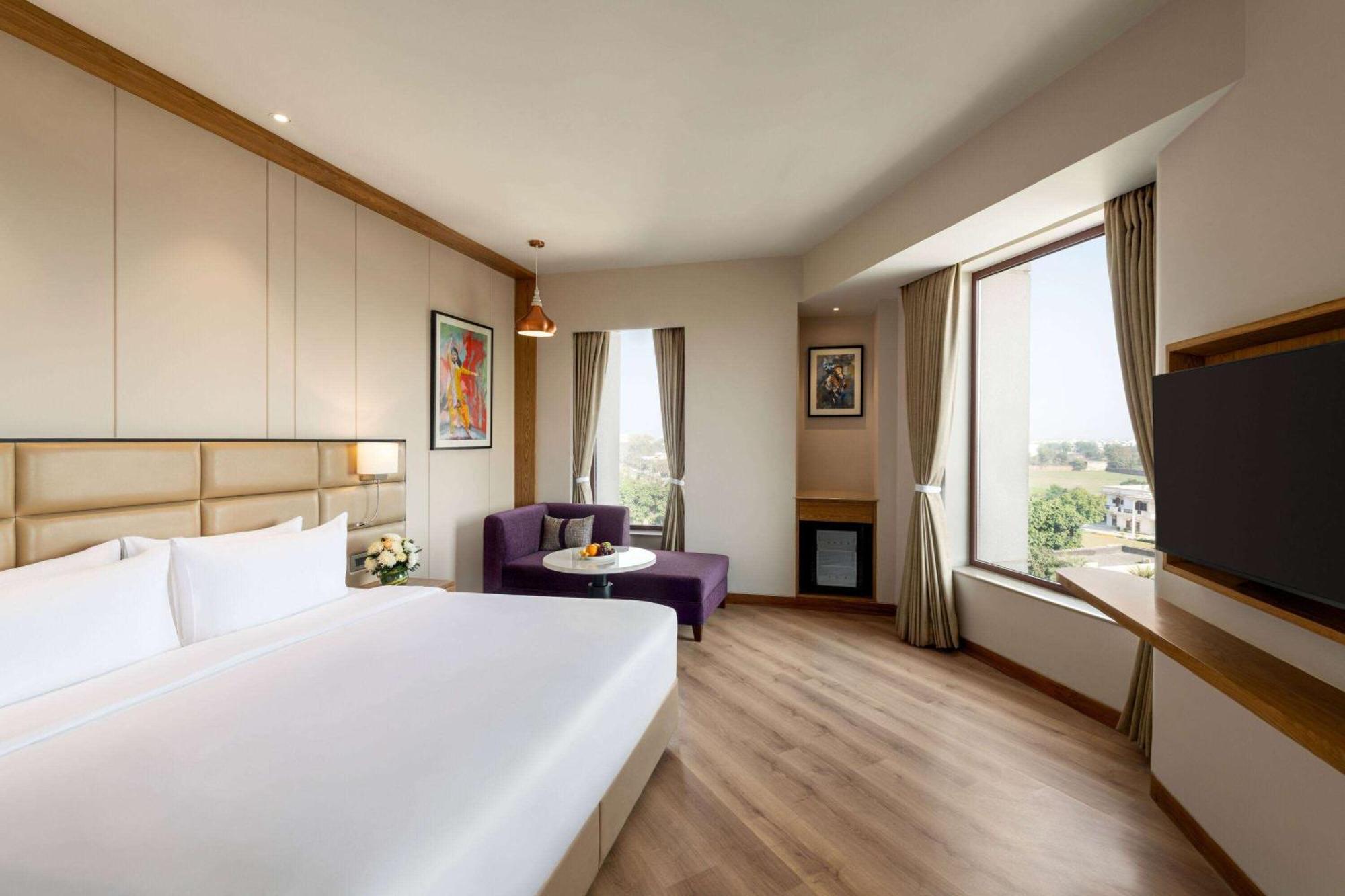 Ramada Encore By Wyndham Amritsar Airport Ngoại thất bức ảnh